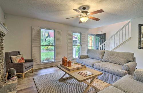 1 Mi to Downtown Highlands Cottage with Sunroom - Foto 5