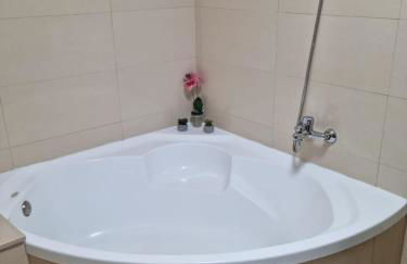 AGRADABLE ADOSADO CON PISCINA - Photo 19