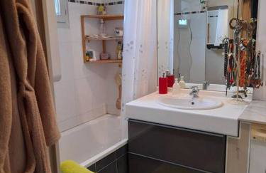 appart sympa confort bien situé - Foto 6
