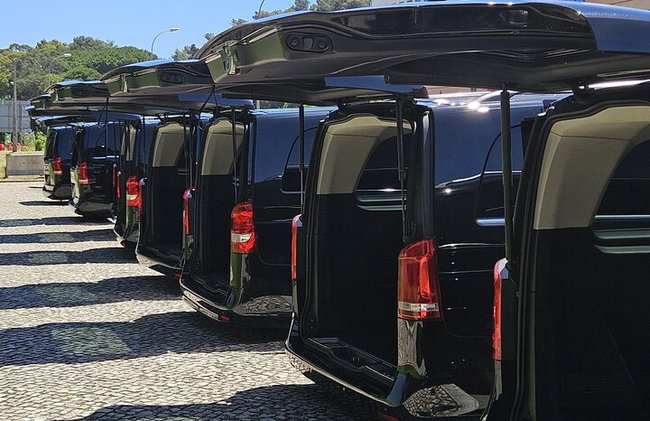 Traslado privado al aeropuerto de Lisboa – Llegada, salida o ida y vuelta - Foto 19
