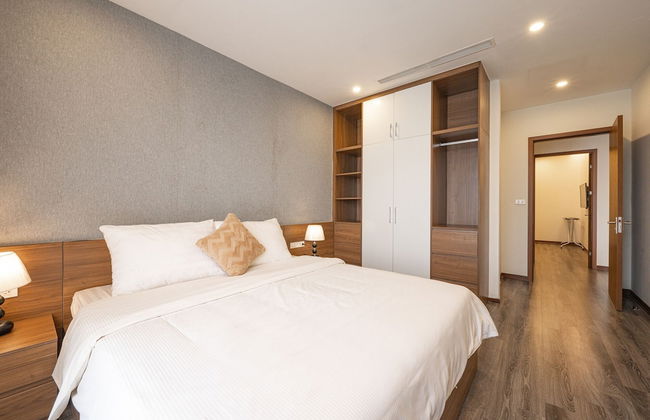 Luxe Paradise Suites Tay Ho - Photo 19