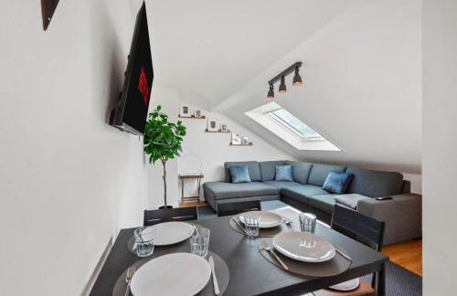 BackHome - BUSINESS&FAMILY - Parken, 3-Zimmer, SmartTV, Balkon, Waschmaschine, ruhige Stadtrand-Lage, Netflix, 60qm, 24h Checkin - Foto 1