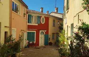 L'Odyssée provençale, un duplex de charme de 2 chambres au pied du village médiéval de Bormes-les-Mimosas, offrant des prestations haut de gamme et une superbe vue sur le Massif des Maures - Foto 41