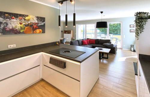 8 Personen Ferienhaus ,,Seegelblick" am Goitzschesee, erste Reihe am Strand mit Sauna, Whirlpool, Kamin, Wallbox & SUP - Foto 7