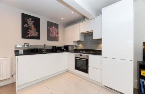 Stunning 1 BR Surbiton with views, near station - Pass the Keys - Foto 23