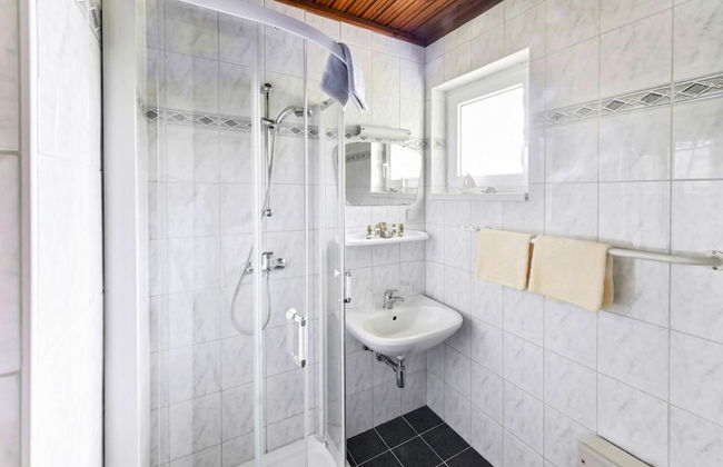 Bungalow on Lake Klopein With Garden - Foto 9