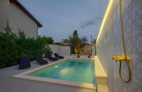 Authentic Istrian Villa Stazione with Pool - Foto 2