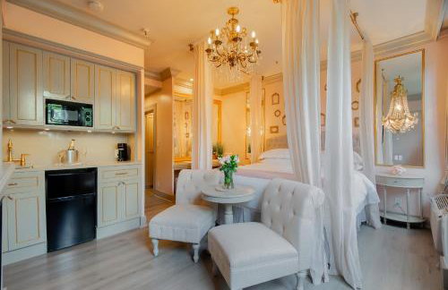 Hemingway Suites at Palm Beach Hotel Island - Photo 44