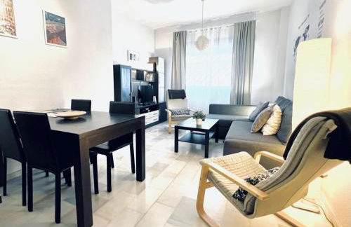 Apartamento Pintor Palomino - Photo 1