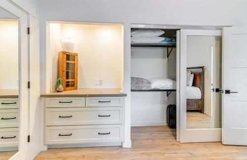 Dreamy Hilltop View Roseburg Retreat with Hot Tub! - Foto 16