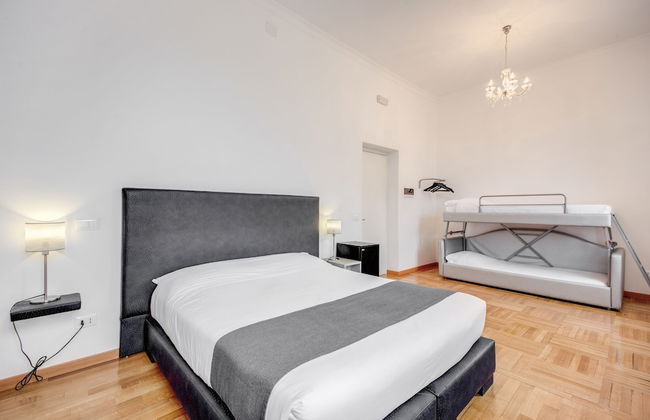 Imperia Suite - Photo 9