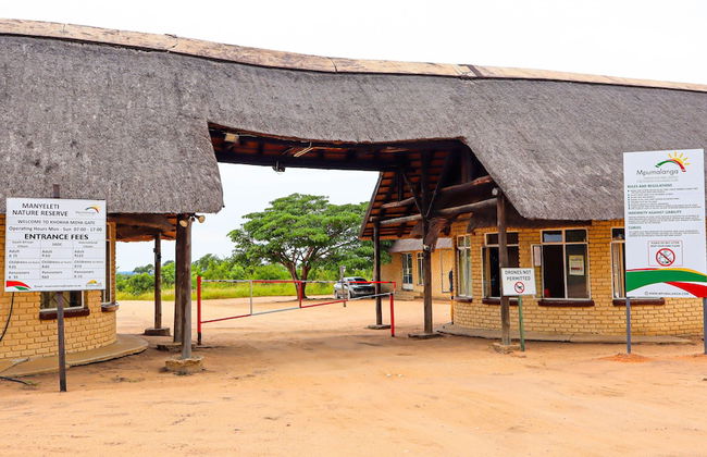 Self Catering Chalets - Manyeleti - Foto 32