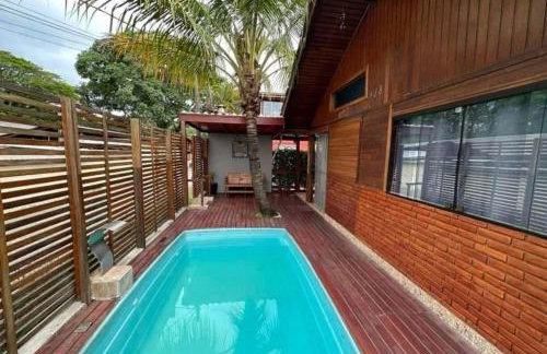 Chalé com PISCINA Privativa, com 2 QUARTOS, ESTACIONAMENTO em Condomínio com PORTARIA 24h, Sauna, Quadras, 3 PISCINAS no condomínio, Pesca e Parquinho Infantil - SmarTV na sala de estar, TV na área CHURRASQUEIRA, Wi-Fi e Cozinha Completa - Foto 26