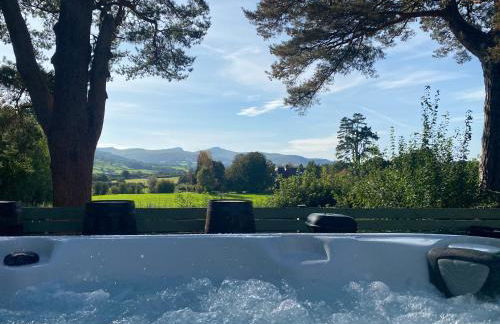 Mountain View Cottage, Hot Tub , Stunning Views - Photo 10