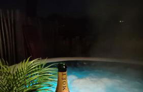 Appartement romantique avec jacuzzi - Foto 1