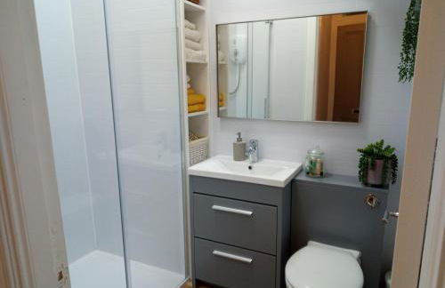 On Yer Bike & Gone Fishin - Photo 16