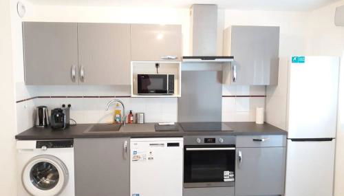 T3 Spacieux, Renové en 2020 -Pkg-métro - Foto 5