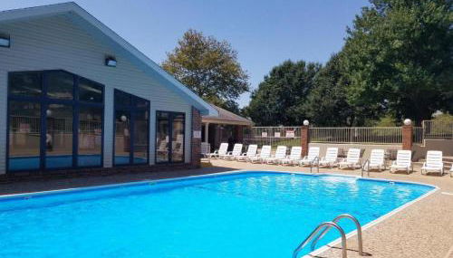 2BR Penthouse Condo - 2 Pools - Close to the Strip - Stairs Required - FREE TICKETS INCLUDED - FHC-24 - Foto 5