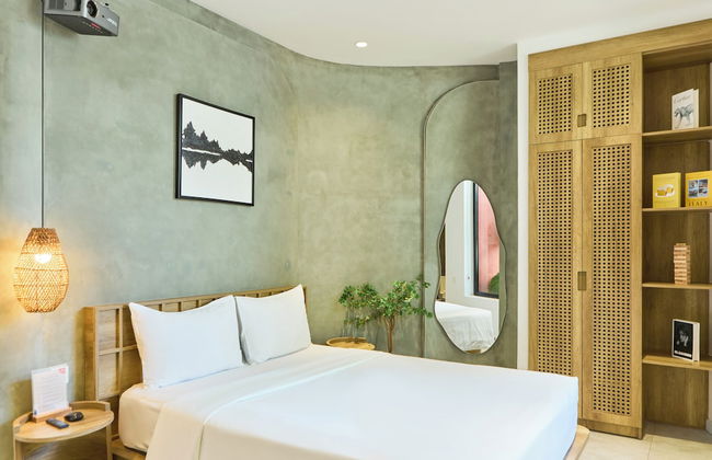 KIN WANDER TAN PHONG, THE MOONAGE - Foto 29