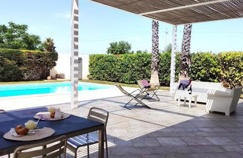 Lina's Garden - Photo 9