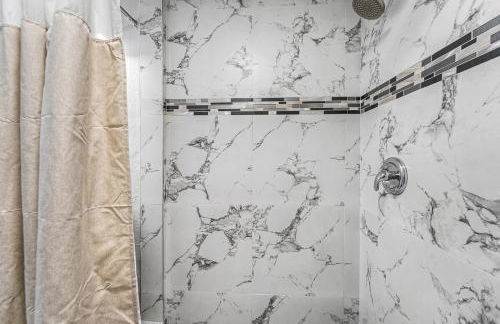 East Boca Getaway with Hot Tub Near Beach and Mizner Park - Foto 21