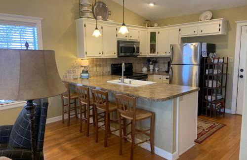 Phoenix Nest Guest Houses - Sunday House - Photo 3