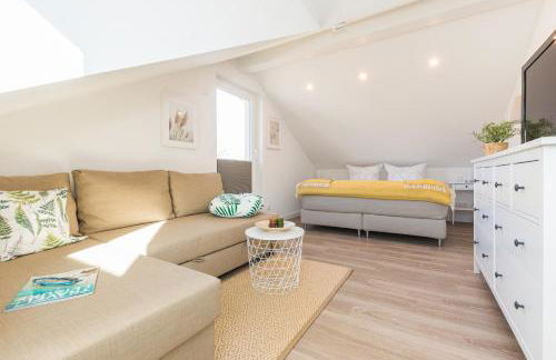 5 Sterne Ferienhaus direkt am See mit Sauna-Kamin-Garten - Foto 15