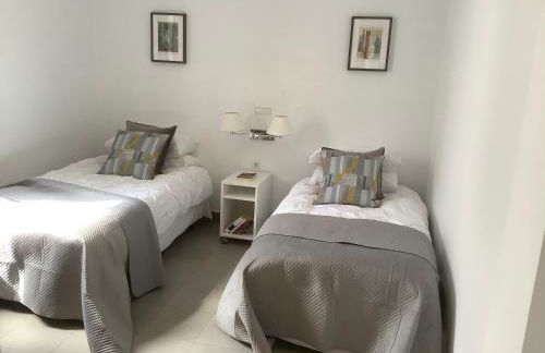 Sea views modern villa for relaxing holidays - Foto 21