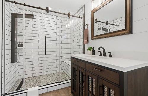 New! Private Lakefront Retreat 3BR 2BA Game Room - Foto 33