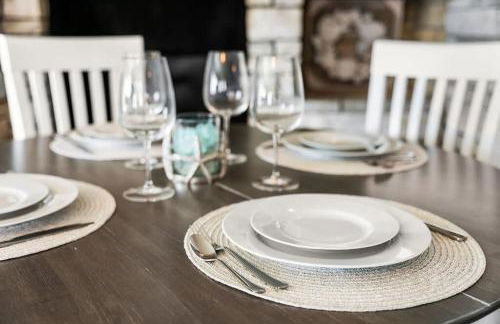 Snug Seaside Views From Couch Walk to Beach - Foto 14