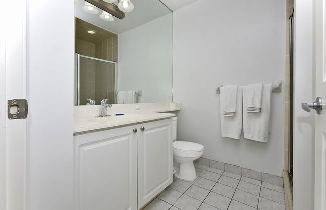 NAPA Furnished Suites Square One - Photo 17