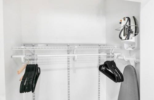 Cozy Cottage, Brand New, fully Private, walk to Everything - Foto 23