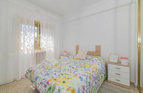 Avenida del Sur Retreat con Terraza - Photo 10