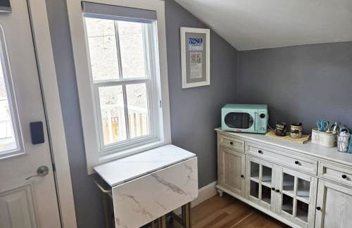 Charming Downtown Apartment in Victorian Home with Mountain Views - Foto 15