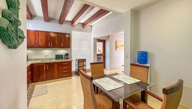 Gorgeous 1 BR PH Apartment w Jacuzzi - Foto 5, Habitación