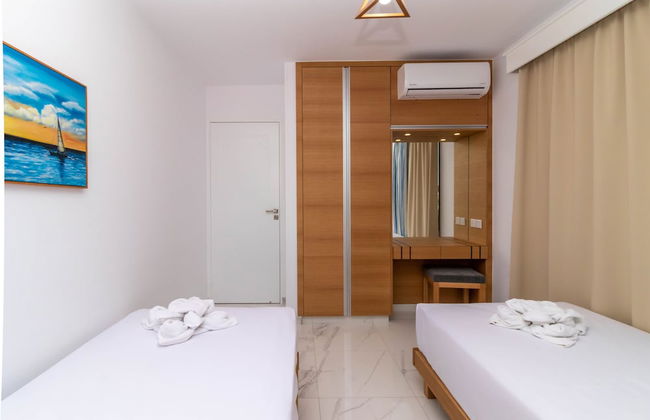 Rododafni Beach Apartments - Foto 17