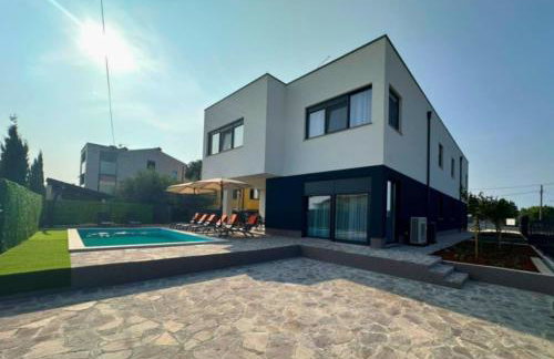 Villa ARIA - Istria - Private Heated Pool, Sauna & Jacuzzi - Foto 2