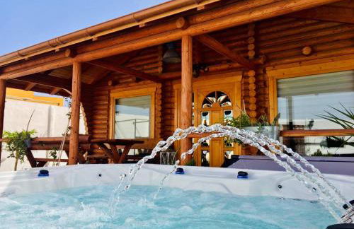 Wild House - Photo 3