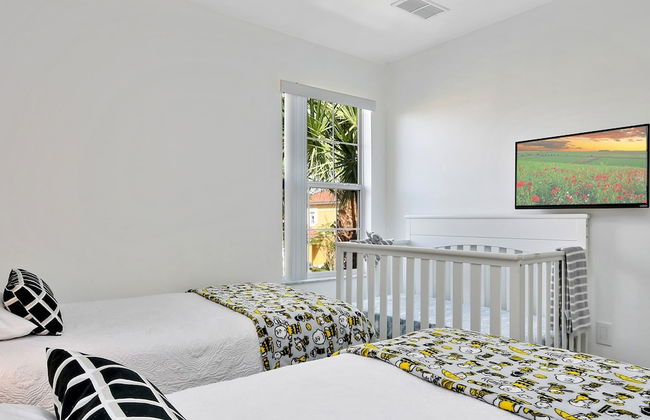 139 Stunning 3BD Home Inside Disney Area - Foto 50