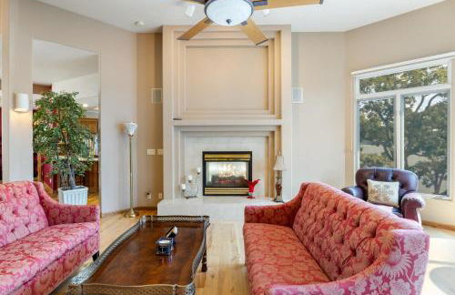 Pet-Friendly Home In The Main Channel w/ Breathtaking Sunsets & Lake Views - Foto 9