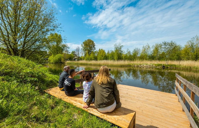 Modern Chalet With a Fireplace in a Holiday Park - Foto 39
