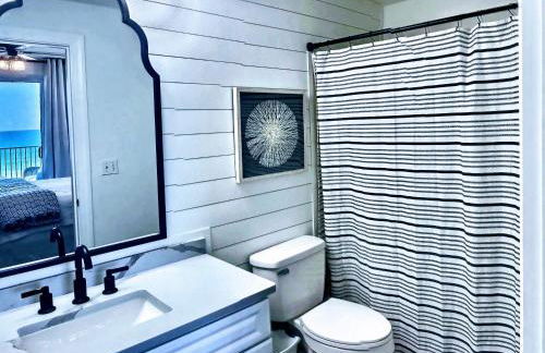 Barefoot Bliss - beachfront condo - sleeps 12 - Foto 33