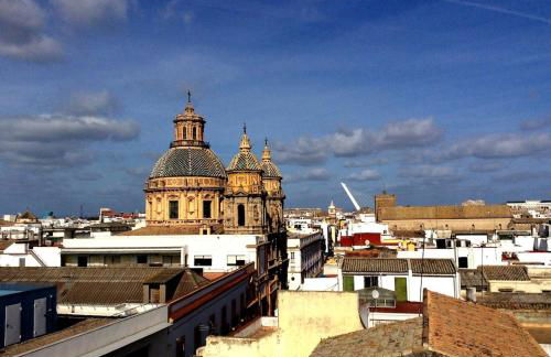 PENTHOUSE IN RESTORED c19TH HOME - Foto 2