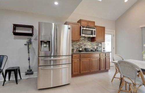 Great for Gatherings! Charming Woodbridge Duplex - Photo 11