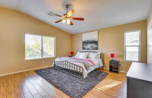 4 Mi to Luke AFB Family Home with Pool and Hot Tub - Foto 11