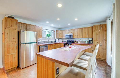 Fire Pit and Mountain Views Outdoorsy PNW Escape - Foto 7