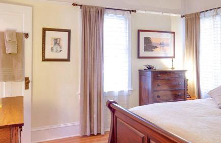 Charming 1914 Craftsman Home - Photo 9