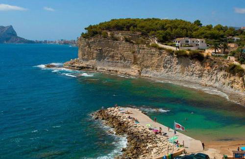 Fabulous refurbished apartment above private villa - Foto 15