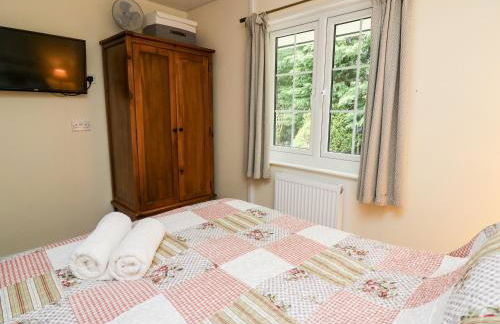 Honeysuckle Cottage - Photo 19