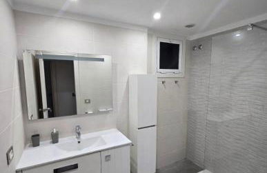 Paradise Caletillas BeachFront Duplex with Pool & Parking - Foto 20